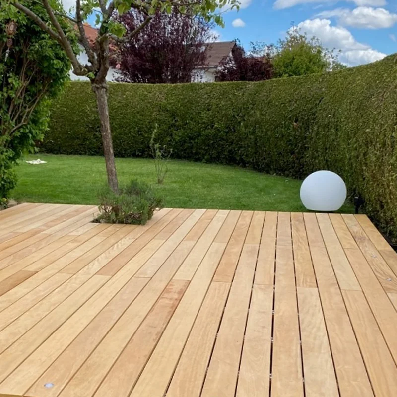 Tarima exterior Maciza exterior Grapia