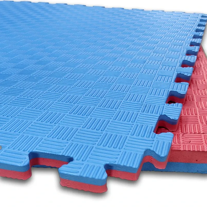 Tatami Etileno Acetato de Vinílo de Alta Densidad Tatami Azul Rojo | 1x1 | 20mm | Escuelas y Clubs Deportivos | Homologado Ignífugo CEE