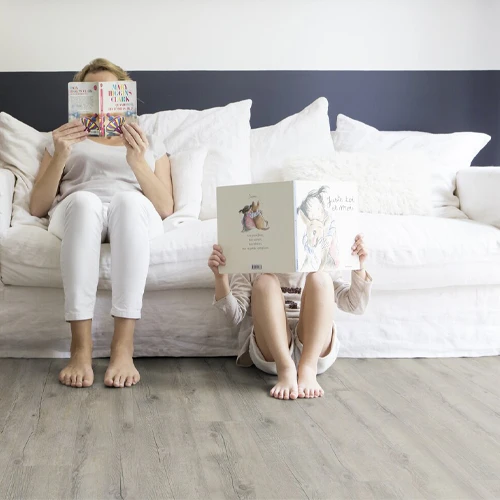 Suelo Vinílico Autoadhesivo PVC Nudo Suelo Vinílico Autoadhesivo PVC Nudo