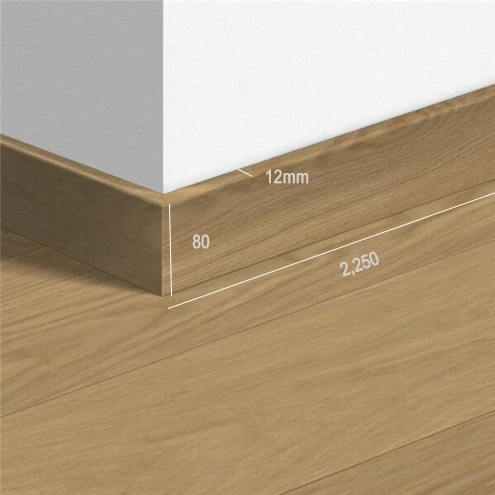 Obras accesorios GR_Rodapie_Pluz Rodapié a juego con la tarima 2250x80x12