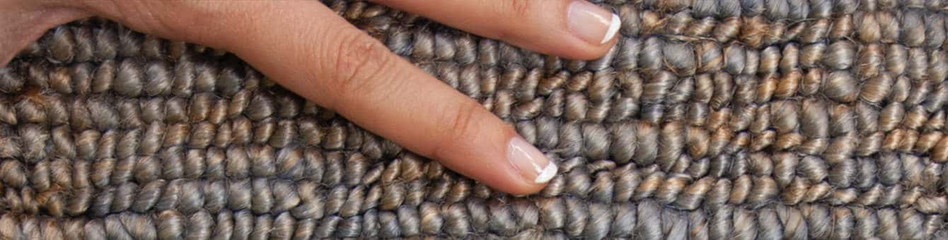 Moqueta para hogar / Uso domiciliario 5,95 €m² En Moquetas ✅ Precios Nº1 ✅ Losetas Oficinas 7,95€m2/Stock.✅ En Rollo Continuas. Feriales Pasilleros, Escaleras,Proyectos A Medida ✅ Colocamos Toda España.