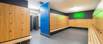 Suelos para vestuarios, zonas humedas, taquillas... etc Suelos Vinílicos Vestuarios, duchas, taquillas...